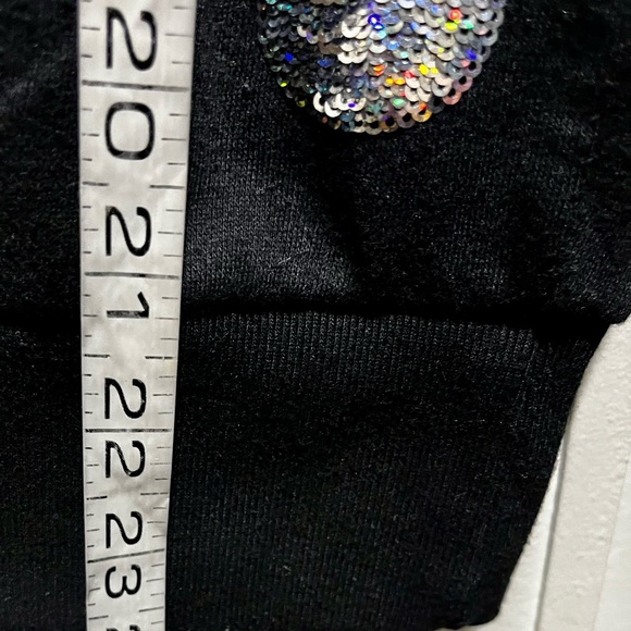 PINK VS Rare crew neck sweats with polka dots silver sequins - Picture 9 of 10
